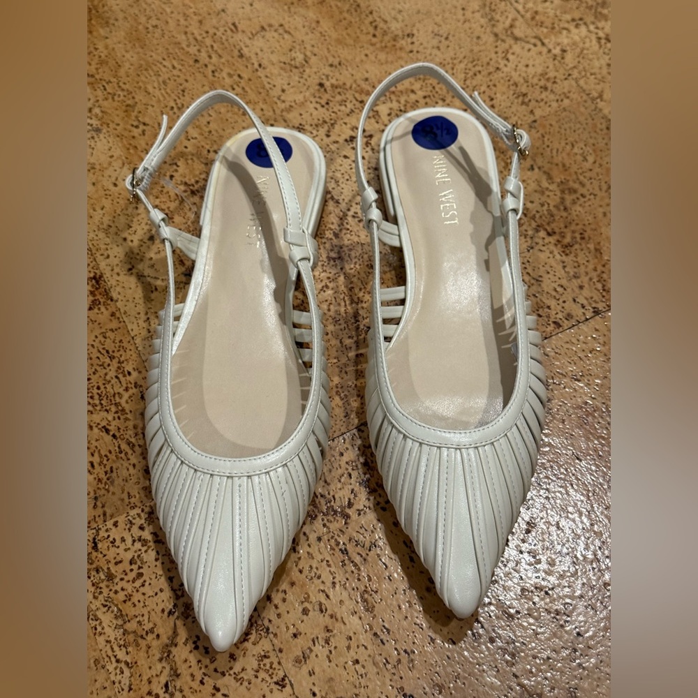New Nine West Cream Pointed-Toe Slingback Flats  Size 8 1/2 Women’s - Picture 3 of 15